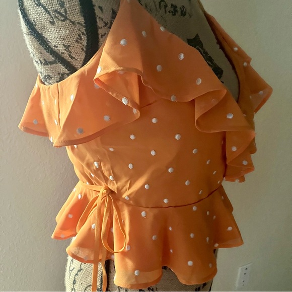 ☀️PRIVACY PLEASE 🌞 tangerine wrap top - Picture 9 of 12